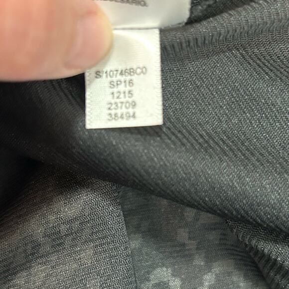 BAR III Black White Geometric Wrap Dress Size Large 3/4 Sleeve V-Neck - Picture 12 of 13